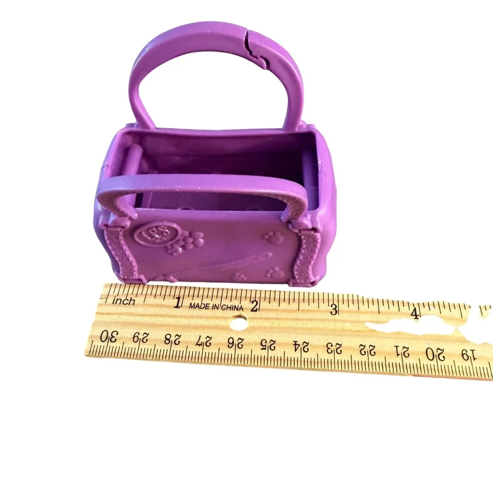 Littlest Pet Shop Purple Keychain Carrier Bag Charm Toy Accessory Paw Prints - Picture 9 of 9
